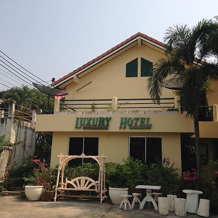 Luxury Hotel Ban Don Rak Luaran gambar